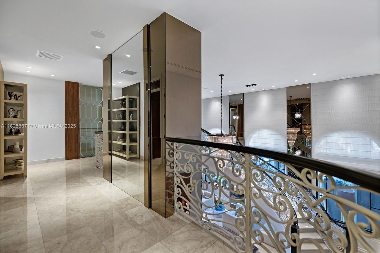 Interior, Recessed Lighting