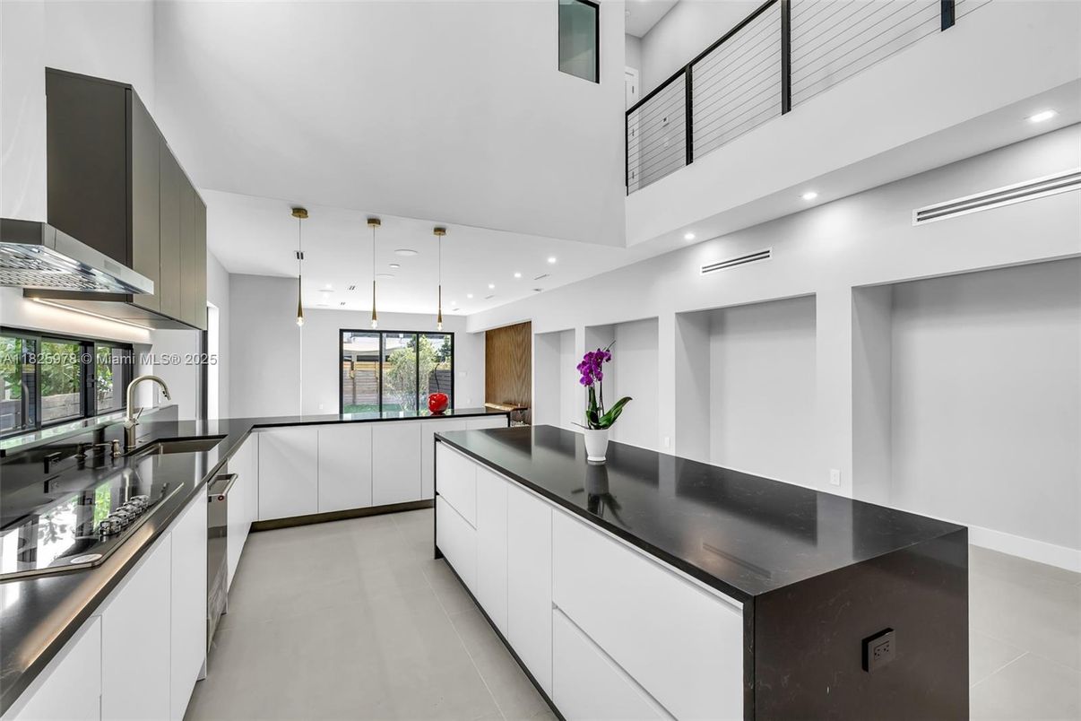 Interior, Kitchen, Pendant Lights, Recessed Lighting, Stainless Steel Appliances