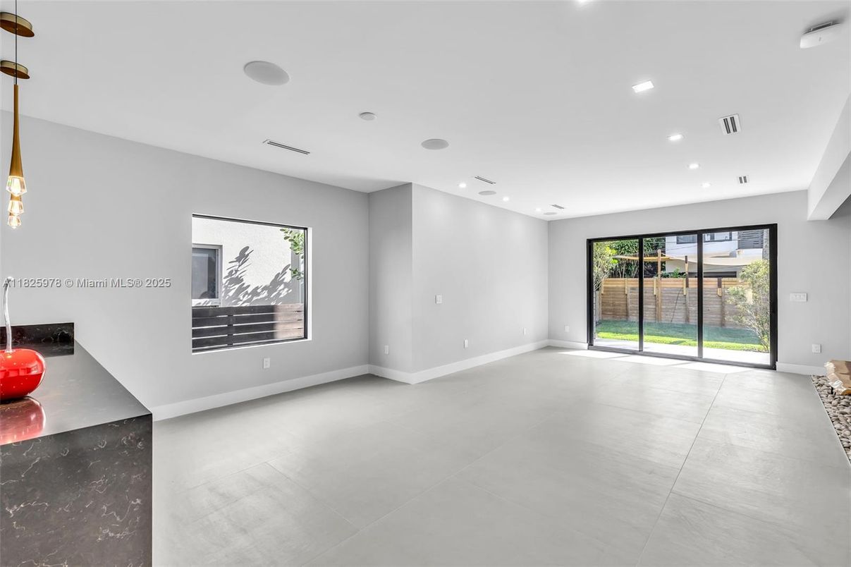 Interior, Recessed Lighting