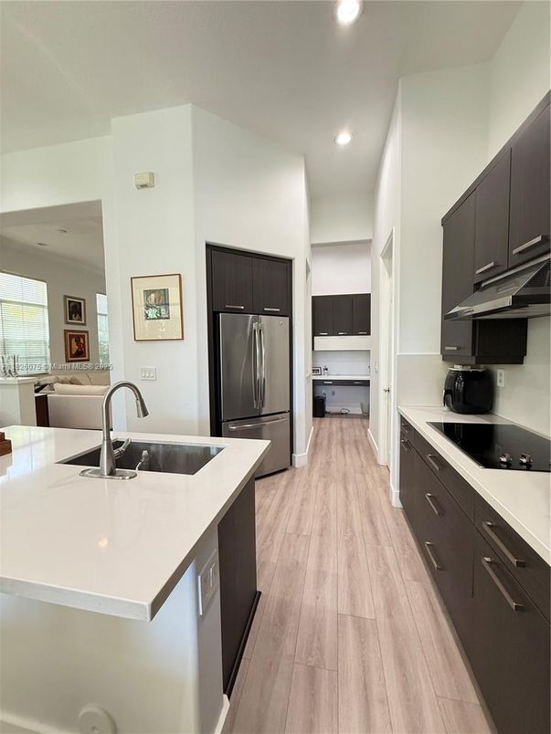 Interior, Kitchen, Recessed Lighting, Wood Texture Flooring
