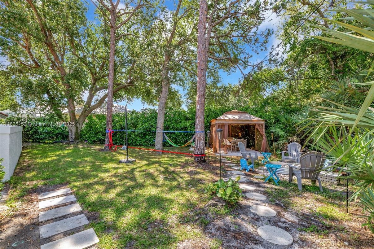 Backyard, Exterior, Playground