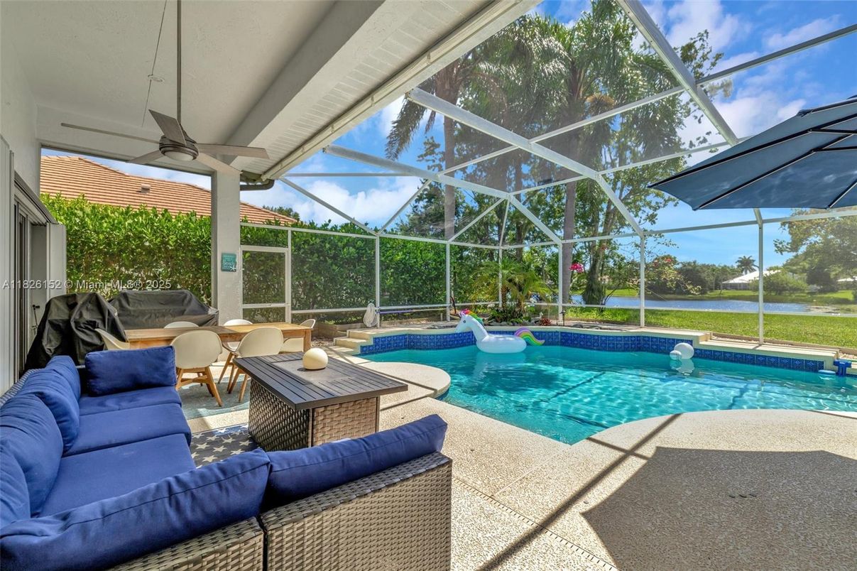 Glass Ceilings, Interior, Pool, Sun Room, Water