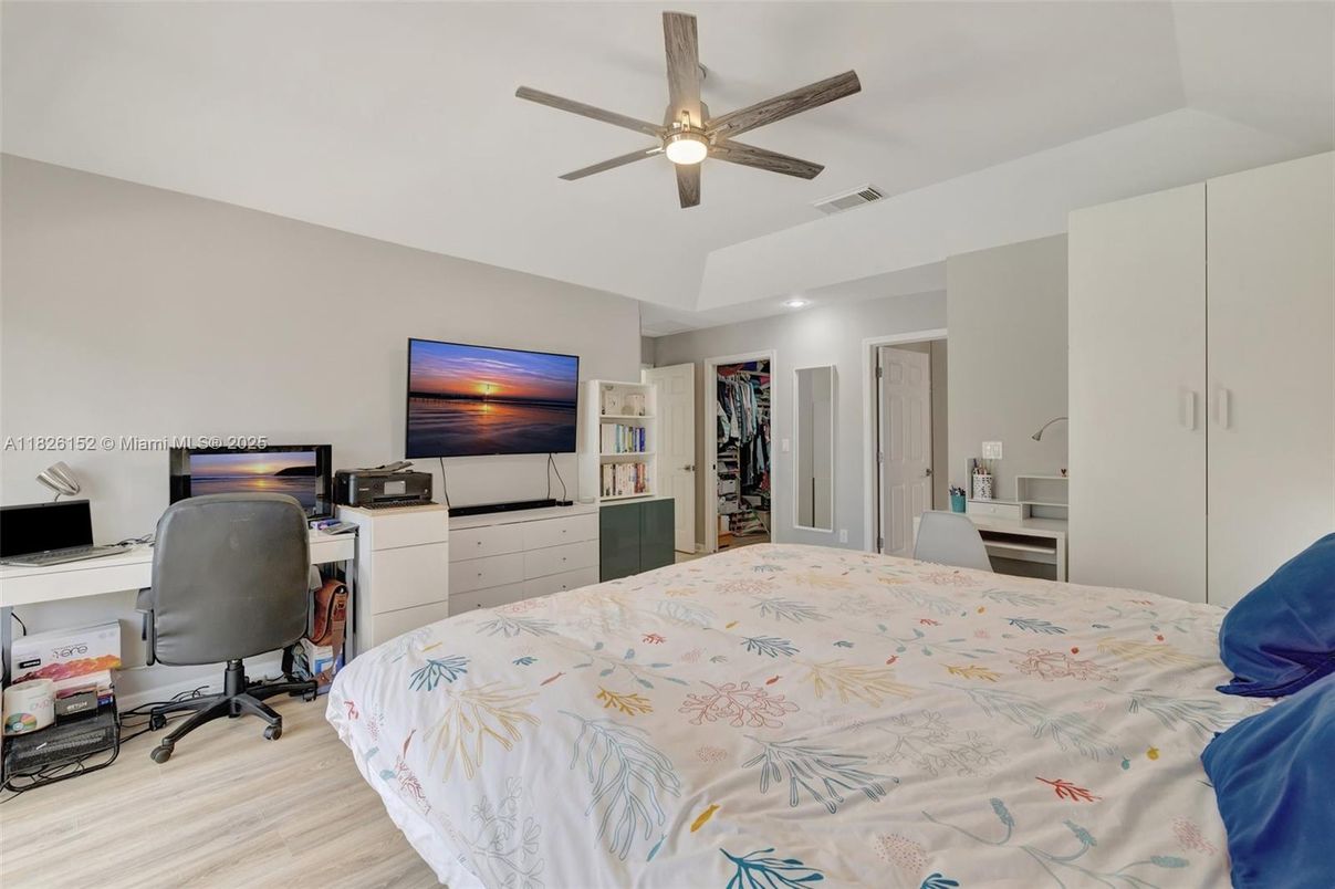 Bedroom, Home Office, Interior, Recessed Lighting, Wood Texture Flooring