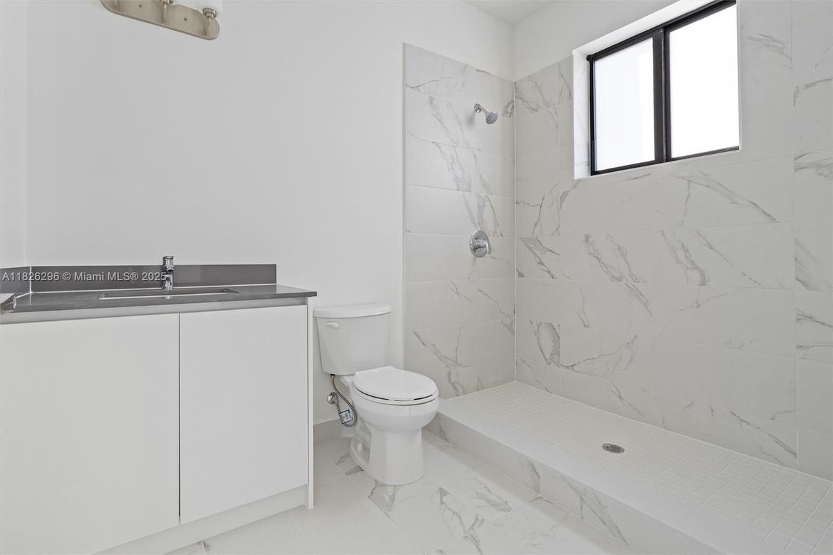 Bathroom, Interior, Marble, Marble Walls