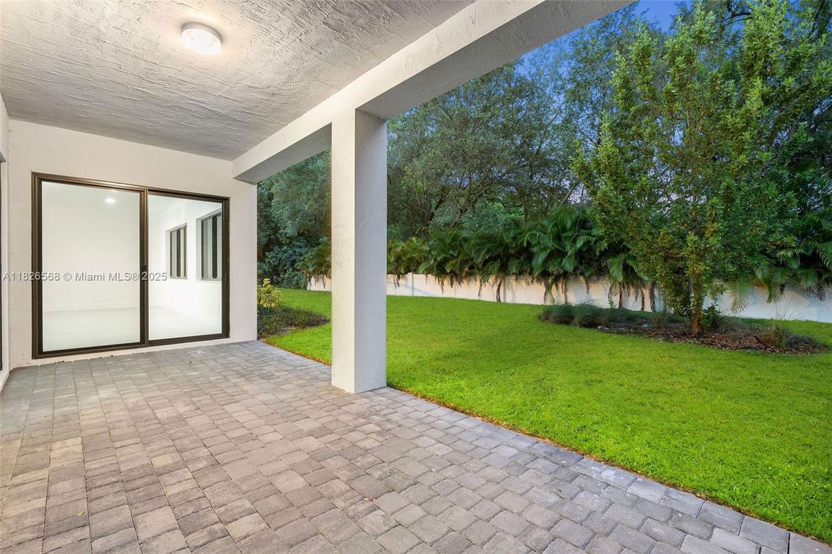 Backyard, Exterior