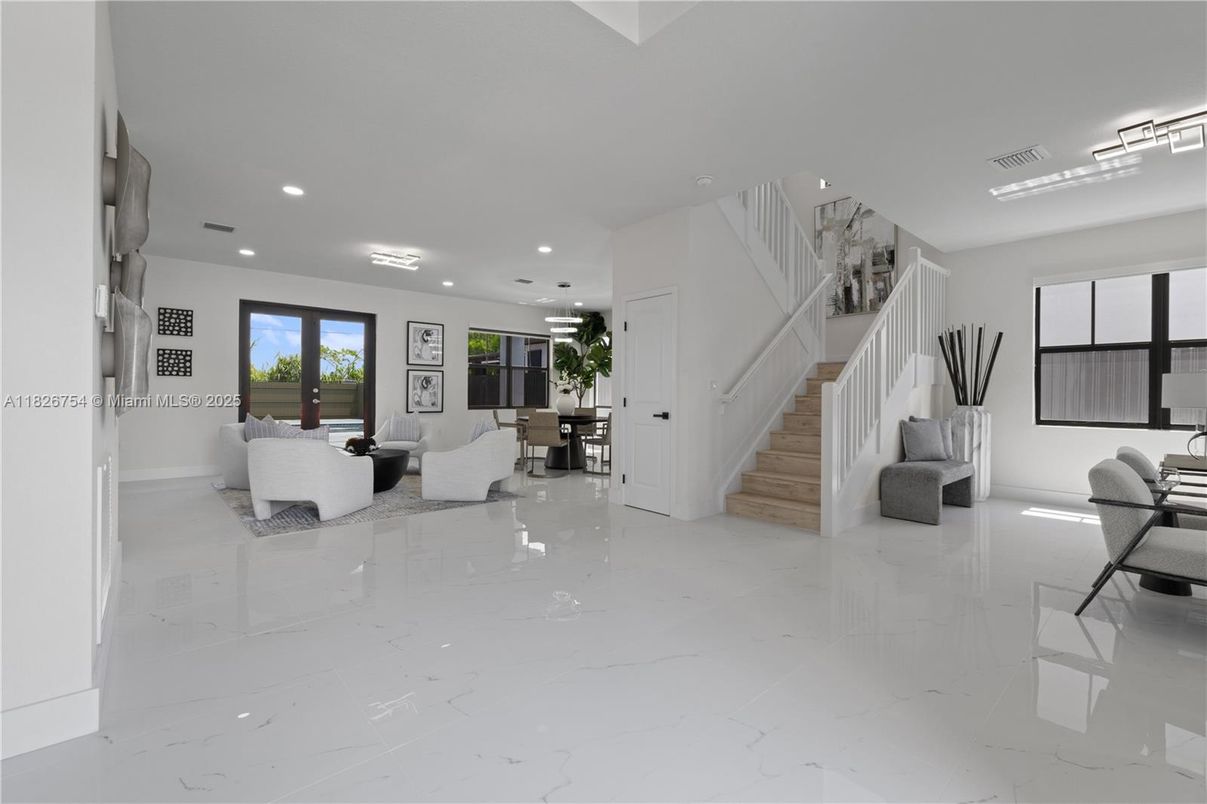 Dining room, Interior, Living room, Marble, Recessed Lighting