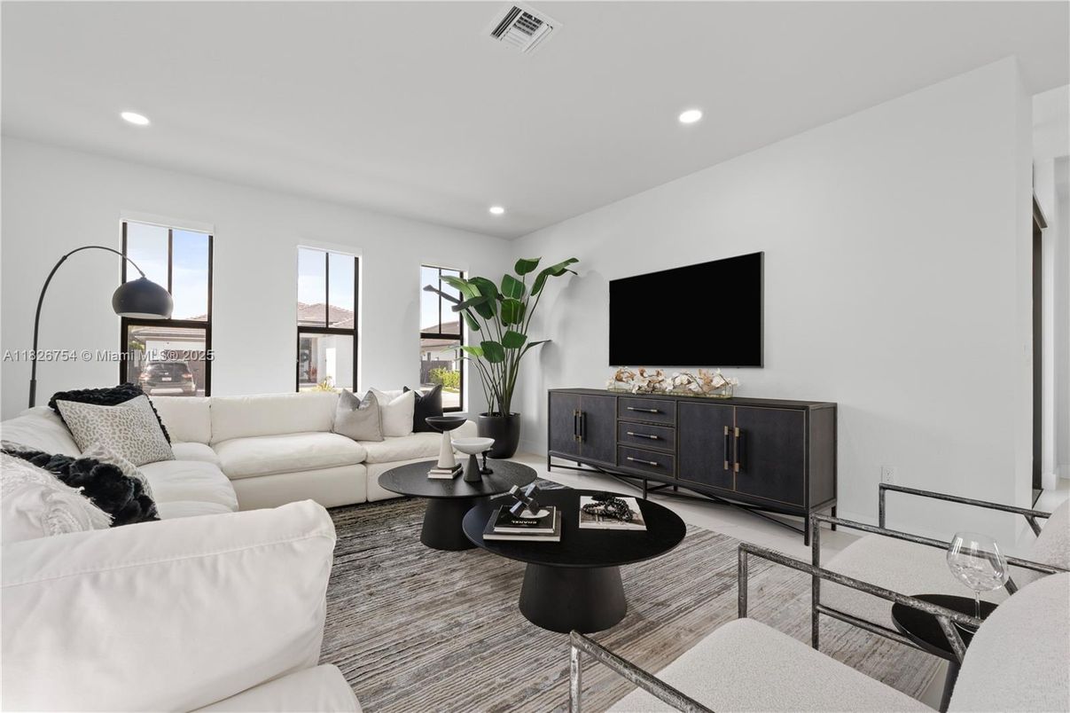 Interior, Living room, Recessed Lighting, Wood Texture Flooring