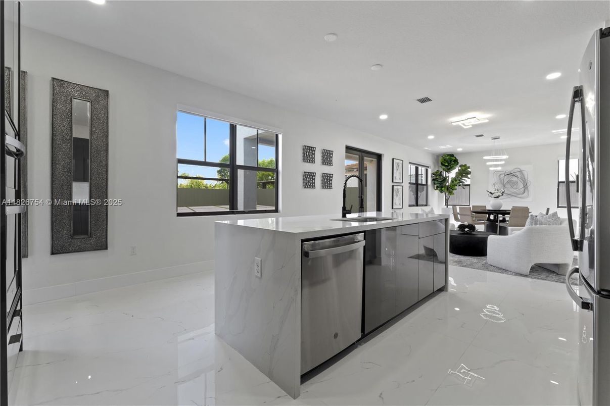 Dining room, Interior, Kitchen, Living room, Marble, Pendant Lights, Recessed Lighting, Stainless Steel Appliances