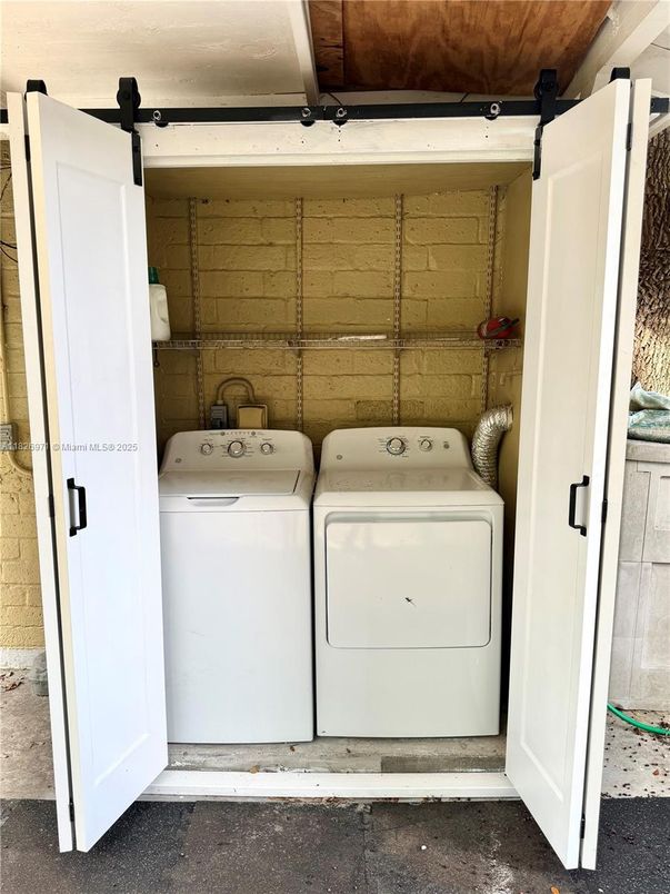 Interior, Utility Closets, Washer