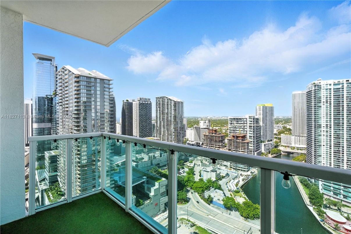 Exterior, Other, Skyline