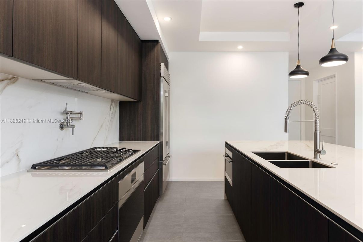 Interior, Kitchen, Marble Walls, Pendant Lights, Recessed Lighting