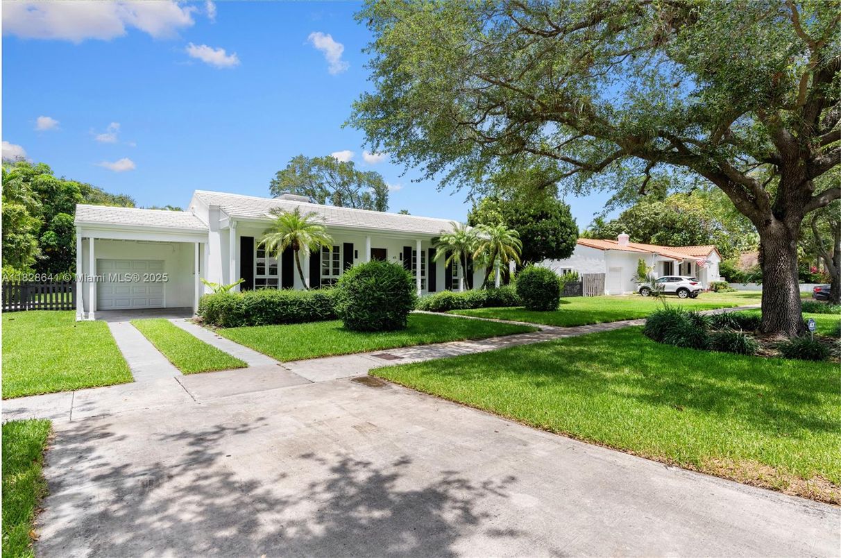 Attached, Backyard, Exterior, Facade, Ranch