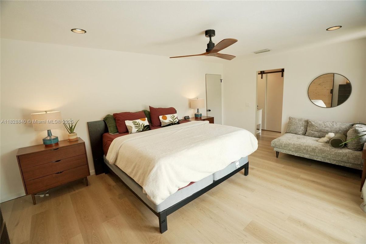 Bedroom, Interior, Recessed Lighting, Wood Texture Flooring
