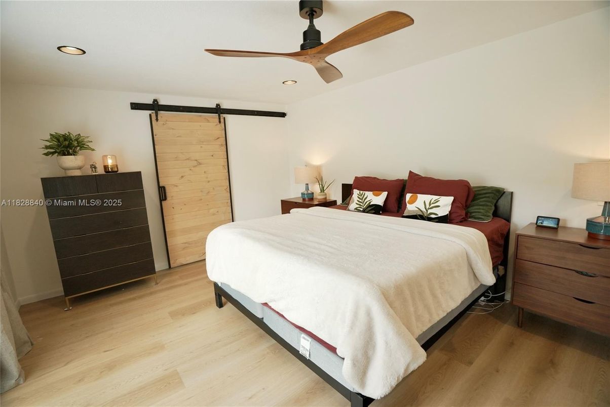 Bedroom, Interior, Recessed Lighting, Wood Texture Flooring