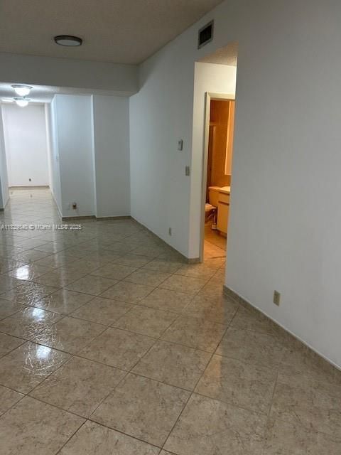 Bathroom, Empty room, Interior, Recessed Lighting