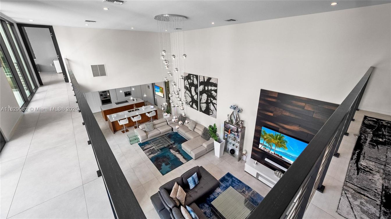 Interior, Living room, Pendant Lights, Recessed Lighting