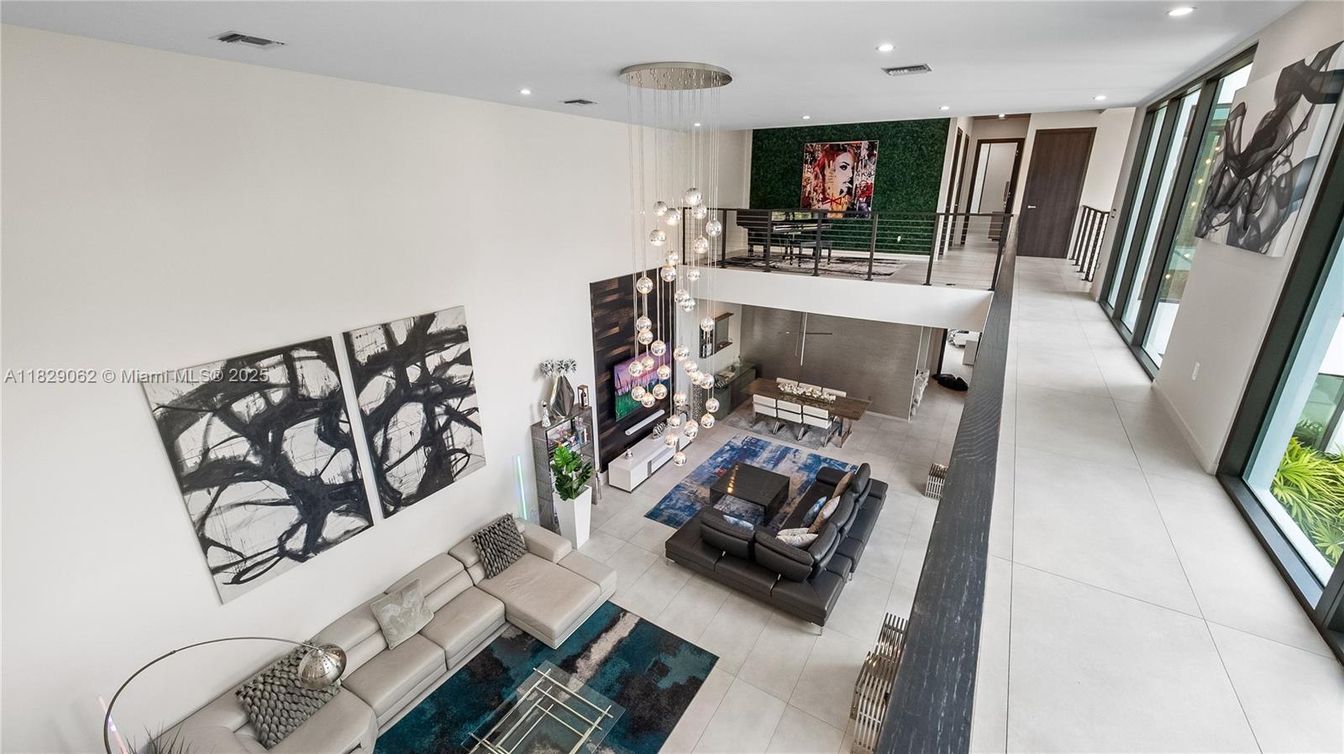 Fireplace, Interior, Living room, Pendant Lights, Recessed Lighting