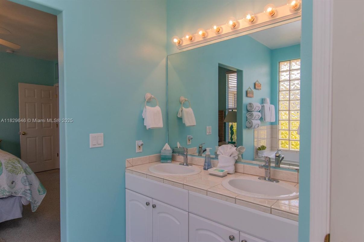 Bathroom, Dual Sink Vanities, Interior, Tile Countertops