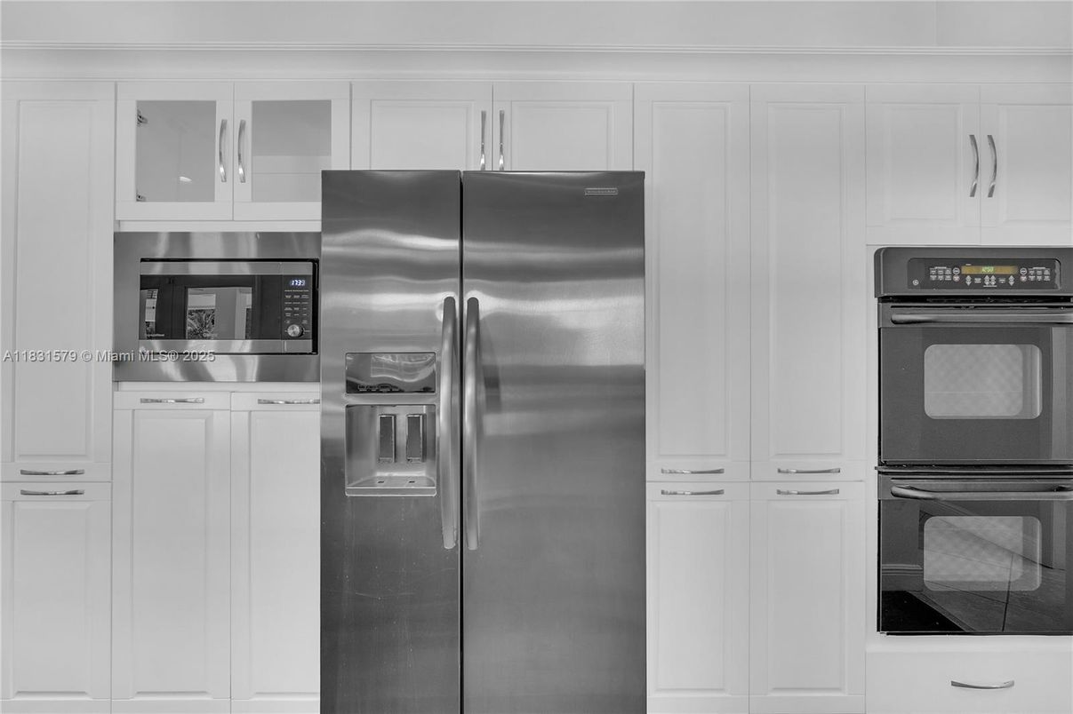 Interior, Kitchen, Stainless Steel Appliances