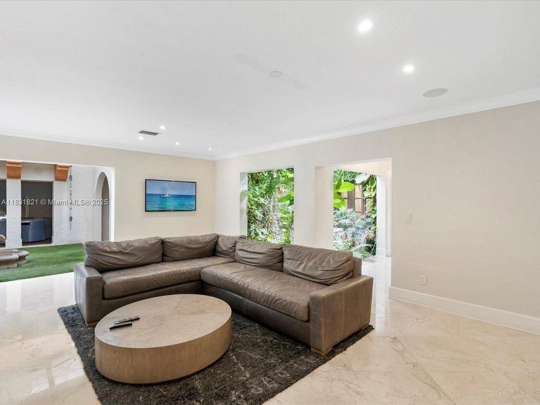 Interior, Living room, Marble, Recessed Lighting