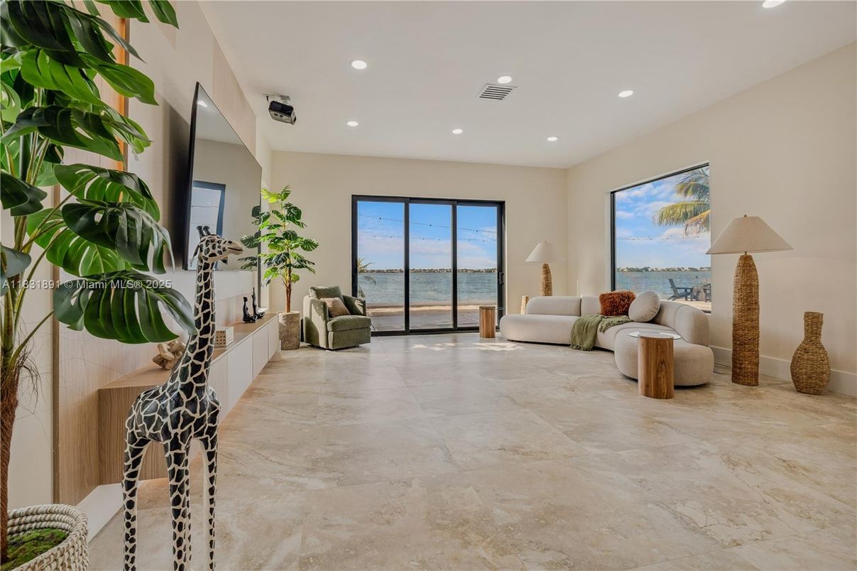 Interior, Living room, Recessed Lighting, Water