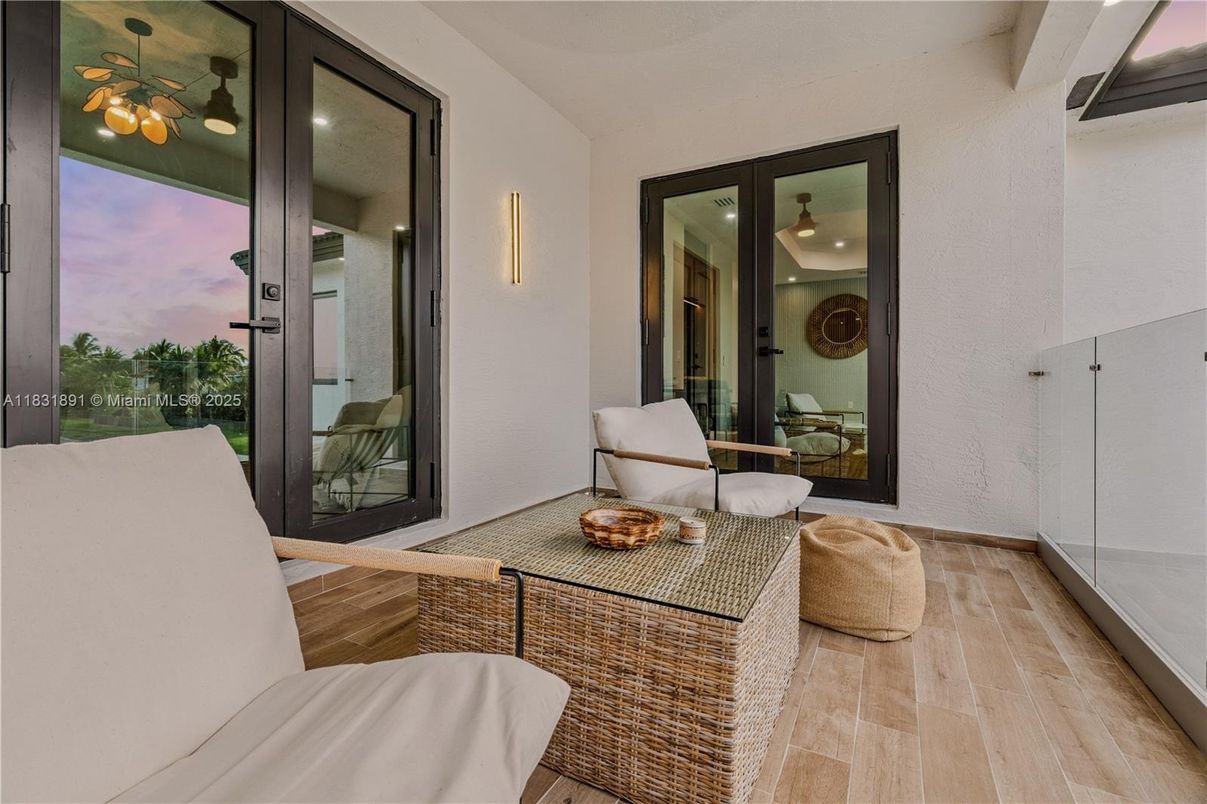 Exterior, Interior, Wood Texture Flooring