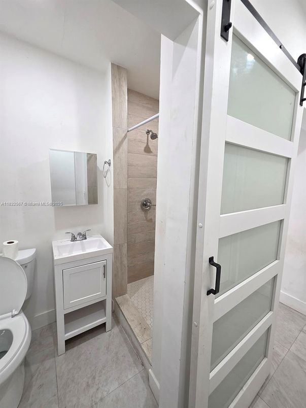 Bathroom, Dual Sink Vanities, Glass Shower, Interior