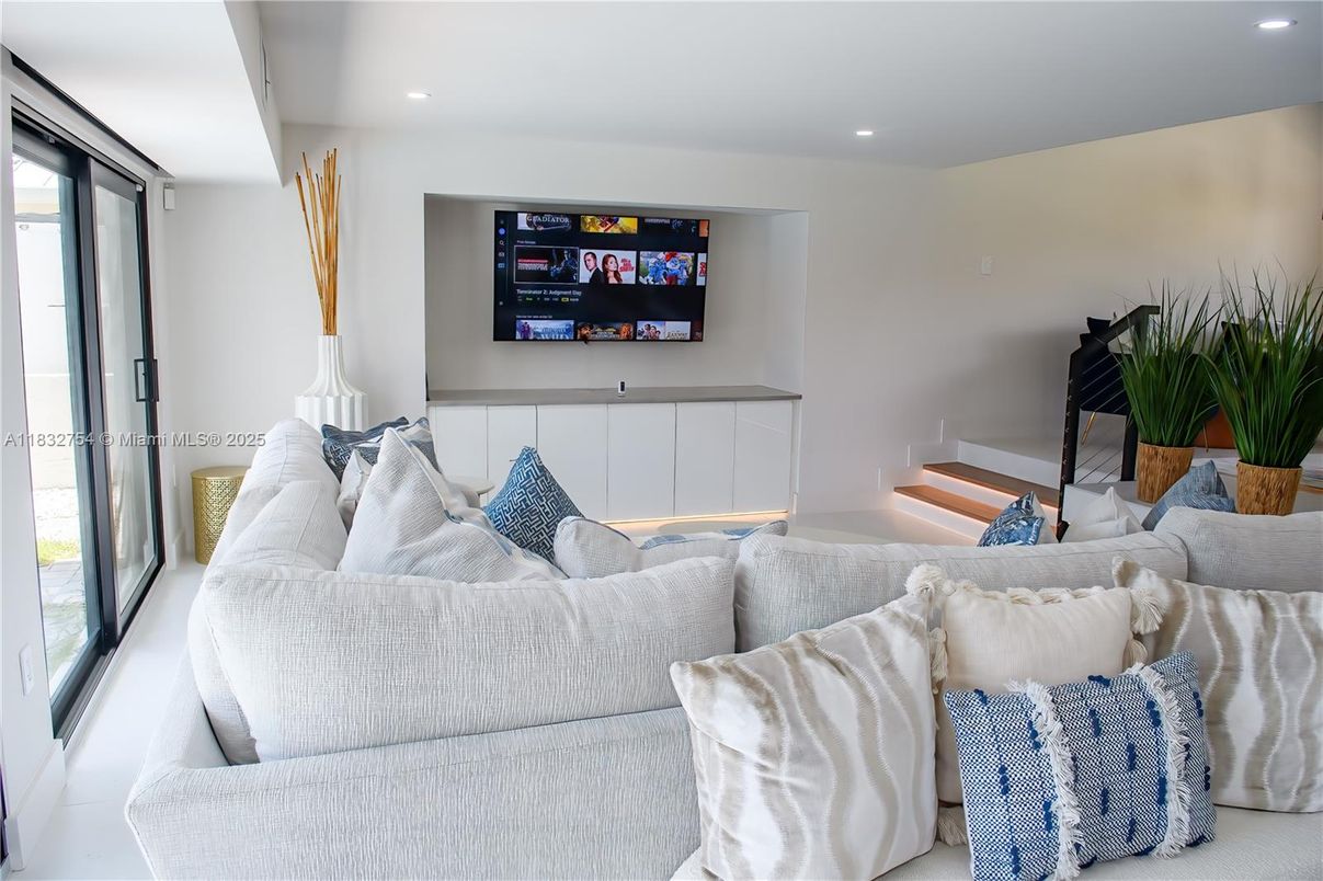 Interior, Living room, Recessed Lighting