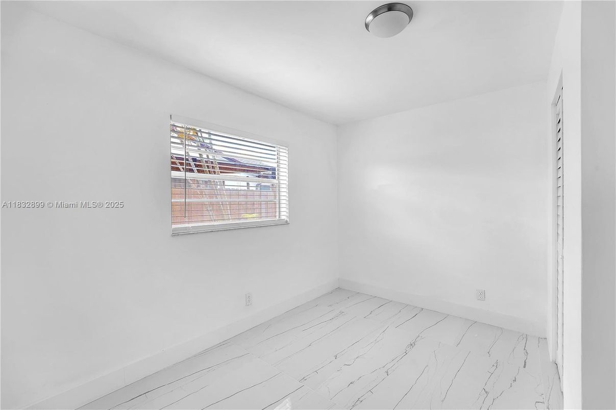 Empty room, Interior, Marble