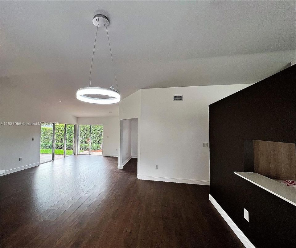 Empty room, Interior, Pendant Lights, Wood Texture Flooring
