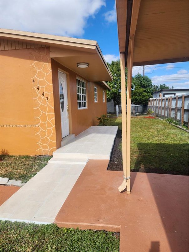 Backyard, Exterior