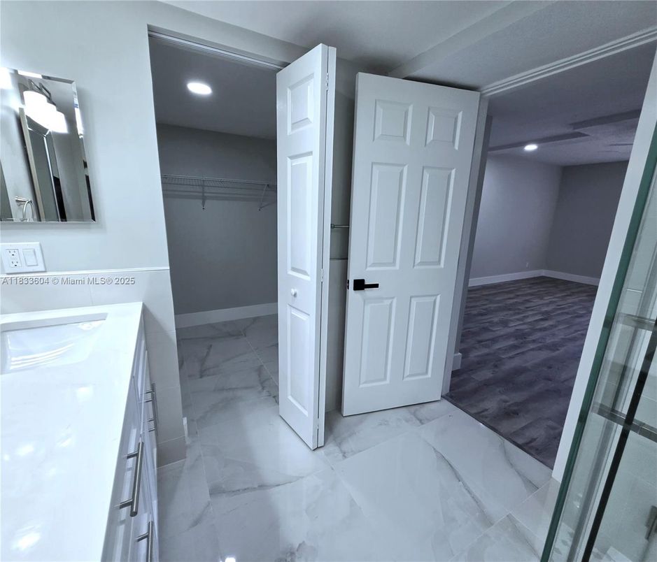 Bathroom, Interior, Marble, Recessed Lighting, Walk-in Closets