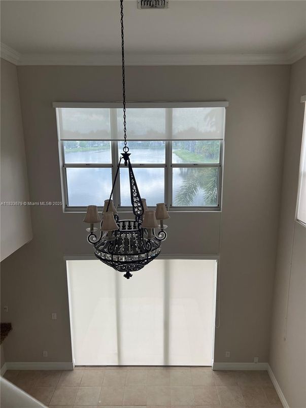 Chandelier, Interior