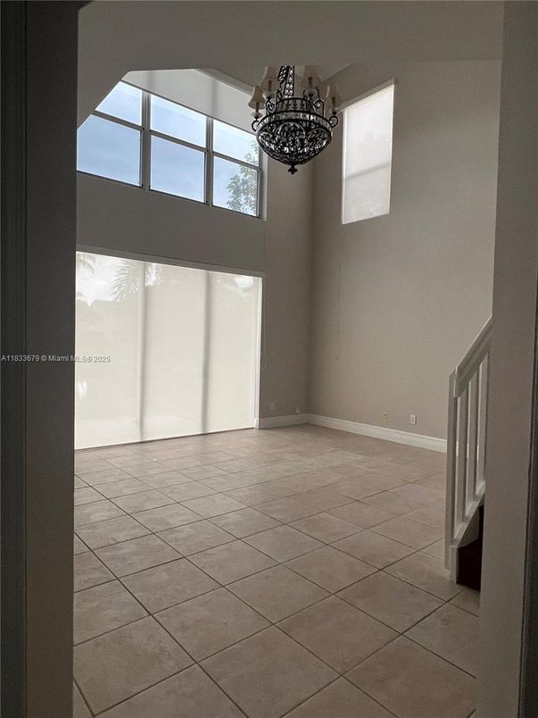 Chandelier, Empty room, Interior
