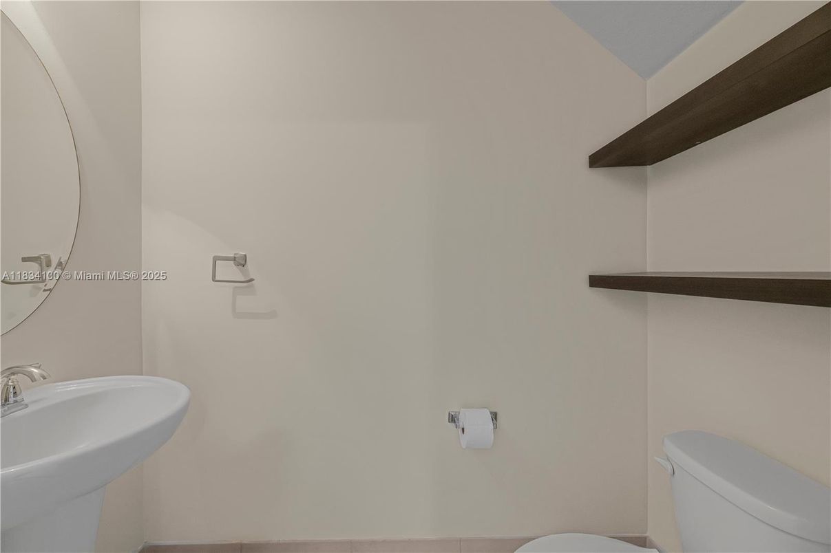 Bathroom, Interior