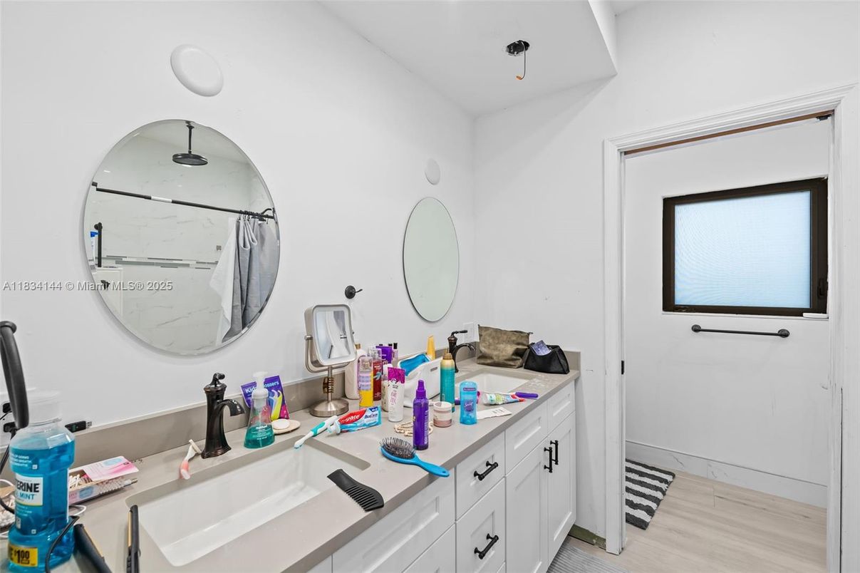 Bathroom, Dual Sink Vanities, Interior, Wood Texture Flooring