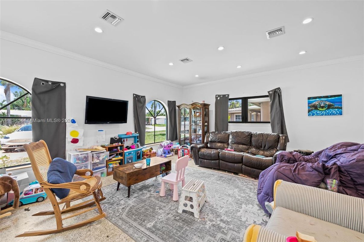 Game Room, Interior, Living room, Recessed Lighting