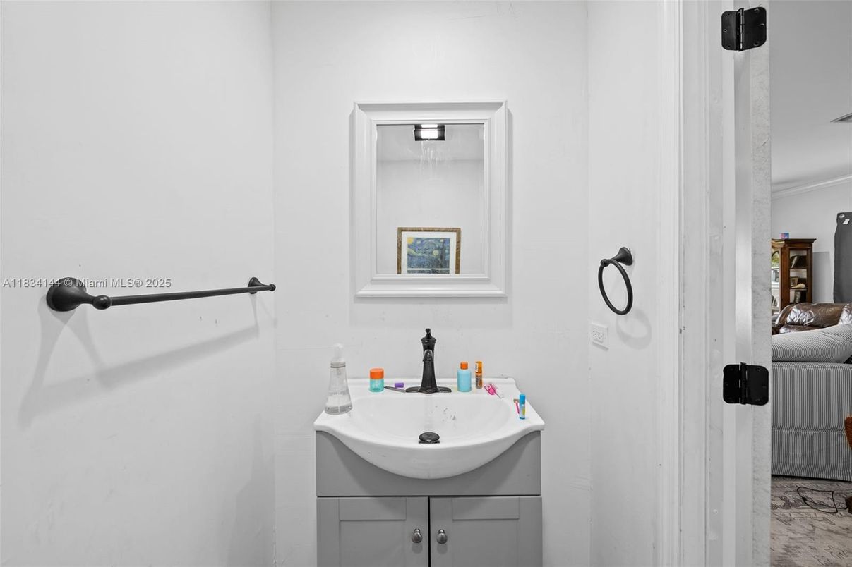 Bathroom, Interior