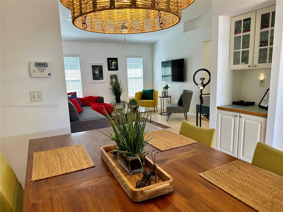 Dining room, Interior, Living room, Wood Texture Flooring