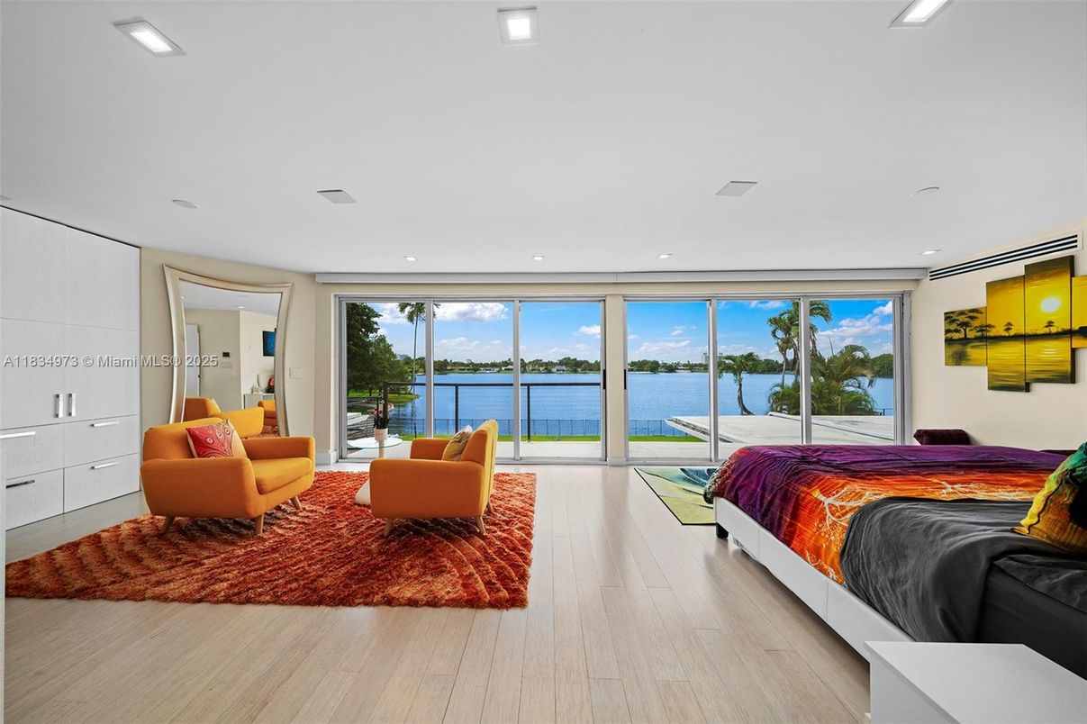 Bedroom, Interior, Recessed Lighting, Water, Wood Texture Flooring