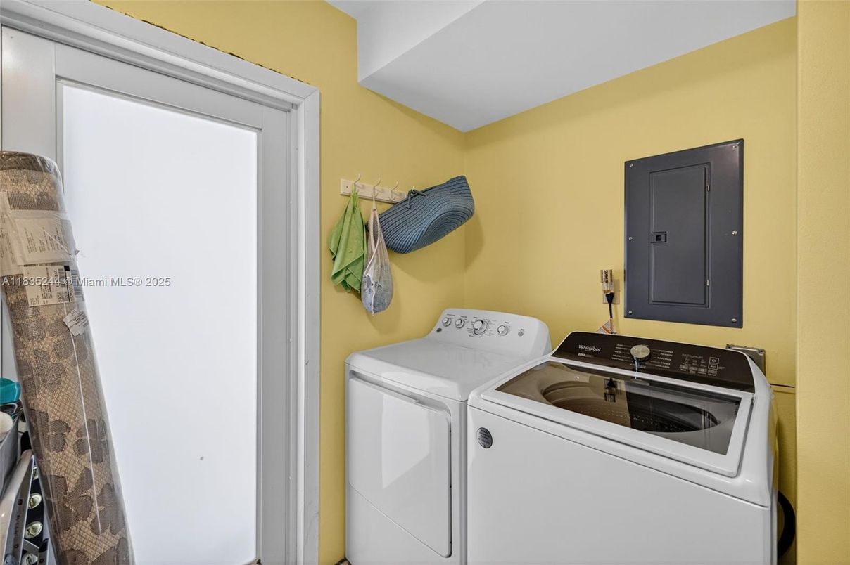 Interior, Utility Closets, Washer