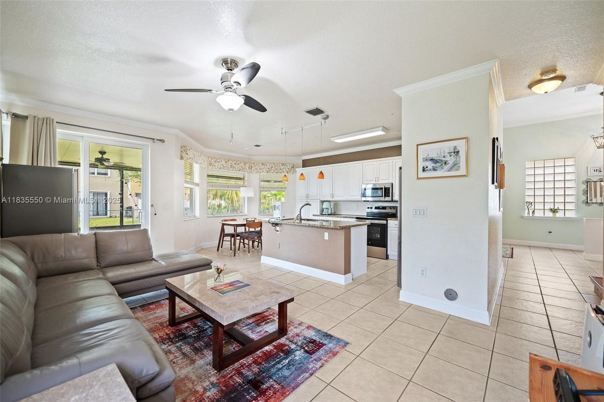 Dining room, Interior, Kitchen, Living room, Stainless Steel Appliances