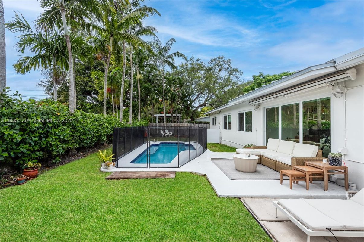 Backyard, Exterior, Pool