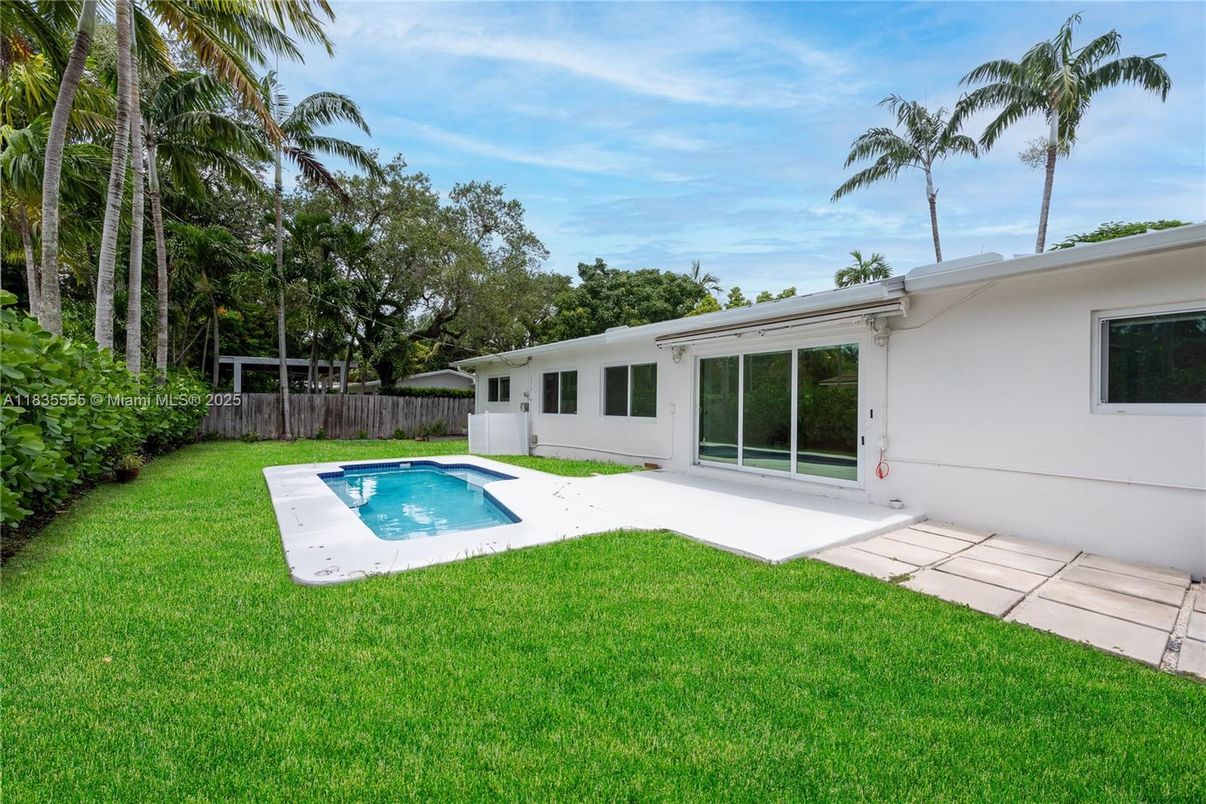 Backyard, Exterior, Pool