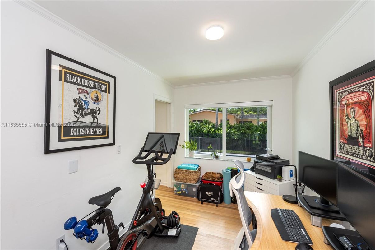Fitness Equipment, Home Office, Interior, Wood Texture Flooring