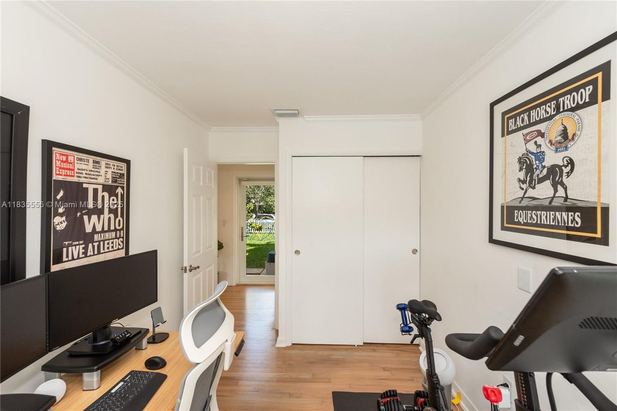 Fitness Equipment, Home Office, Interior, Wood Texture Flooring