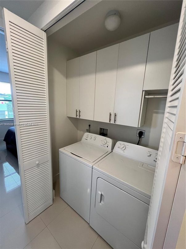 Interior, Utility Closets, Washer, Water
