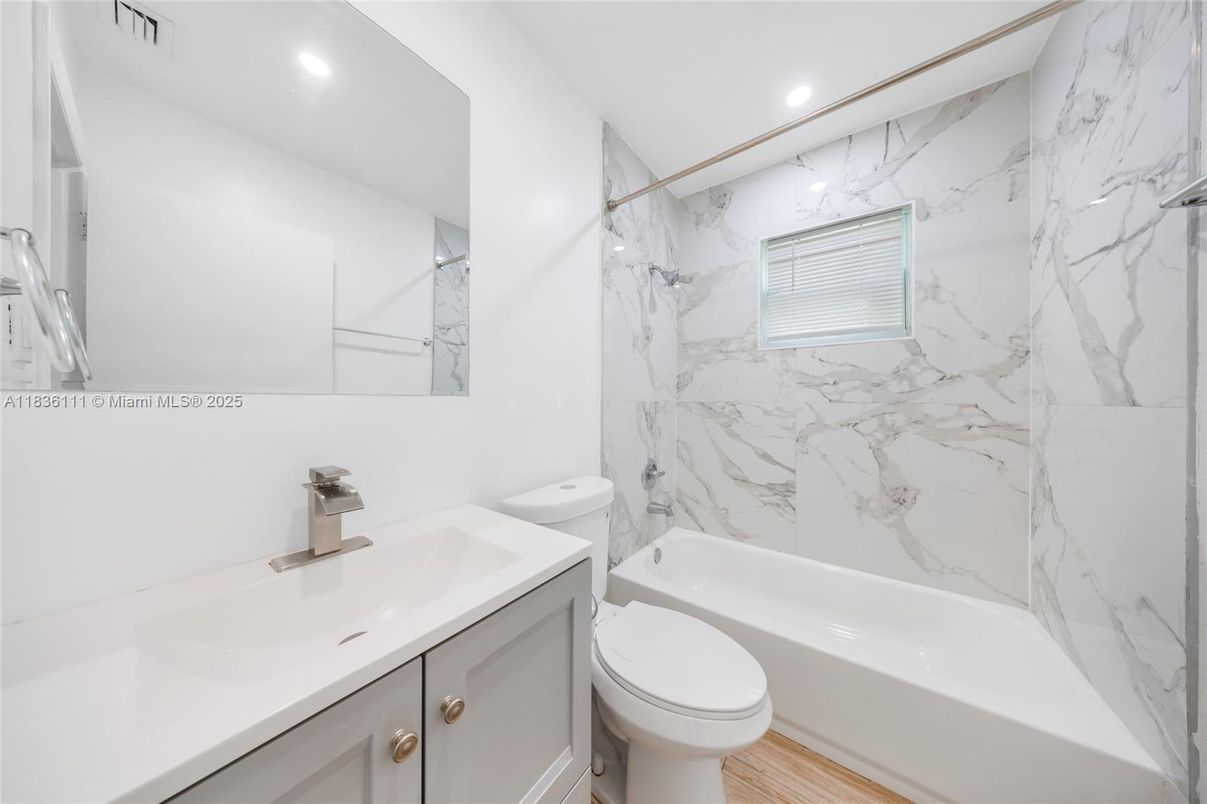 Bathroom, Interior, Marble Walls, Recessed Lighting, Wood Texture Flooring