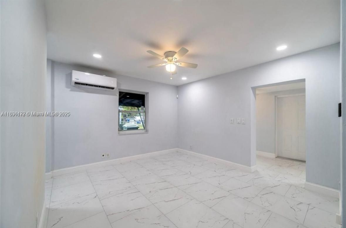 Empty room, Interior, Marble, Recessed Lighting