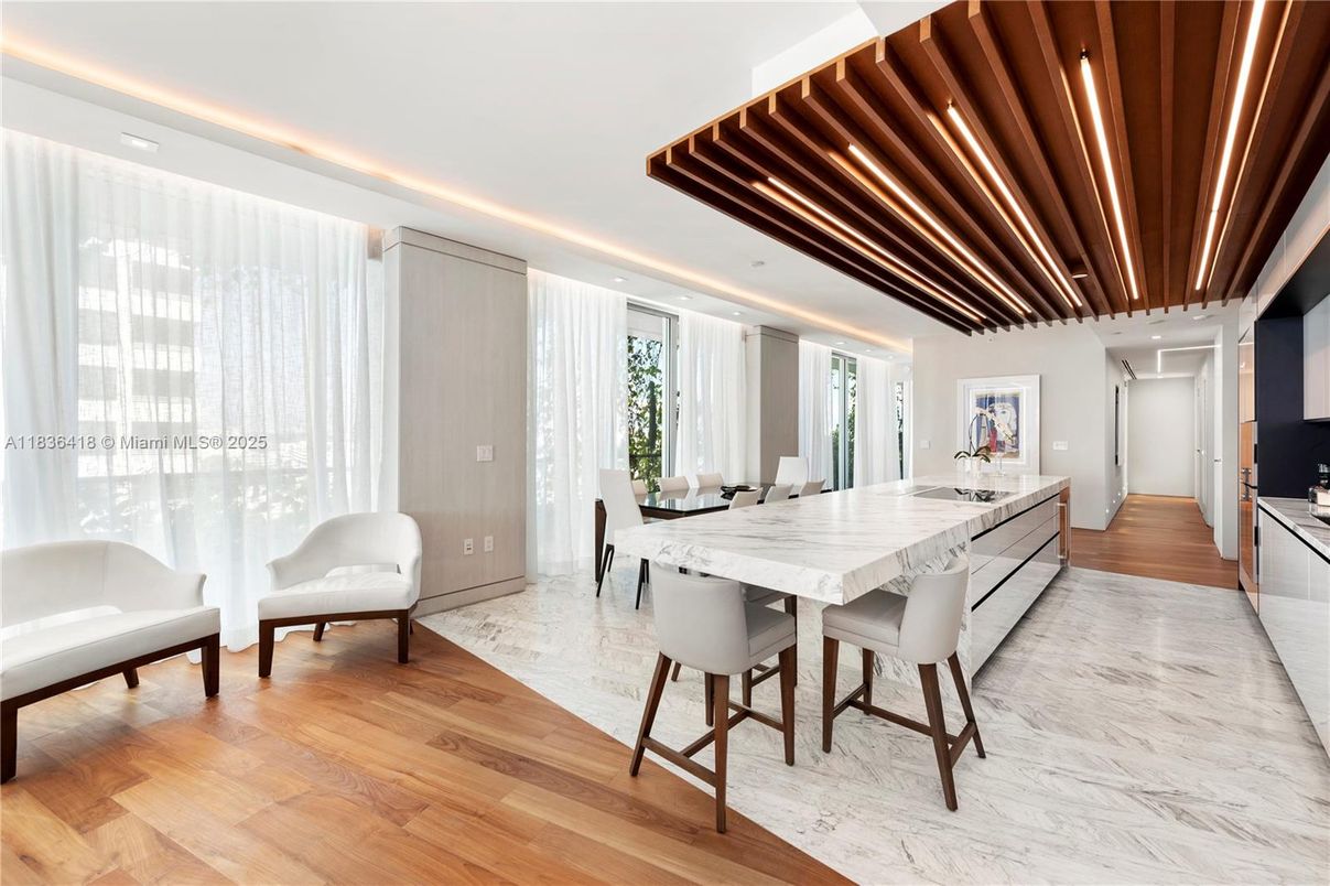 Dining room, Interior, Recessed Lighting, Wood Texture Flooring
